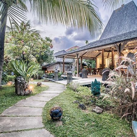 Wayang Retreat Hotel ชังกู ภายนอก รูปภาพ